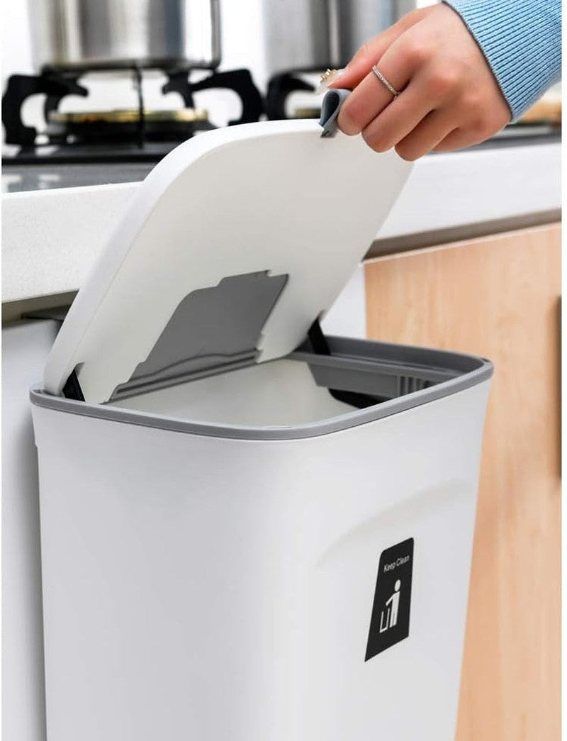 Hanging Compost Caddy: Nine Litre, Door Mounted